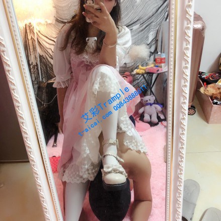 【萝莉公主糖糖】小萝莉引诱已婚老狗喝圣水_HD绳艺资源
