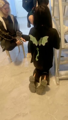【开发素人】精神小妹S-带素人玩弄母畜_HD绳艺资源