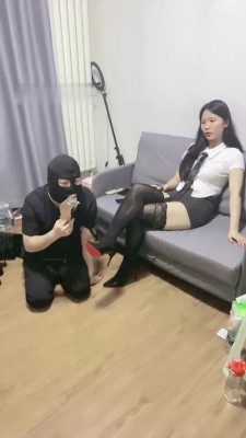 图片[5]_【糯米姐姐】超多脏鞋活体除臭/吃口水浓痰/黑丝塞嘴_HD绳艺资源