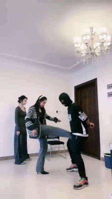 图片[8]_【宸宸】带素人入圈-反绑群殴-耳光虐乳/踢裆暴踹【完整版】_HD绳艺资源