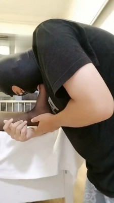 图片[2]_【慕熙】长靴黑丝S-踩踏恋足舔_HD绳艺资源