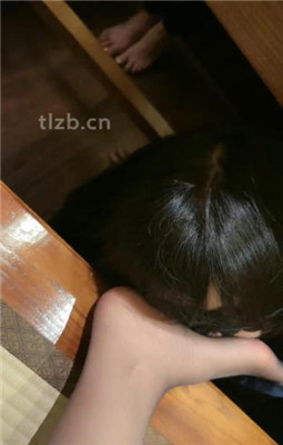 图片[7]_【美美子】可爱母畜黑丝恋足舔_HD绳艺资源