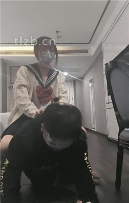 图片[15]_【可爱鬼】JK学生主-皮鞋白袜-踩踏闻舔/头顶鞋/喝厕所水_HD绳艺资源