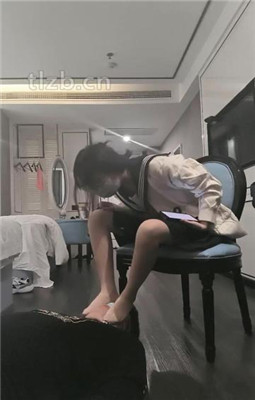 图片[17]_【可爱鬼】JK学生主-皮鞋白袜-踩踏闻舔/头顶鞋/喝厕所水_HD绳艺资源