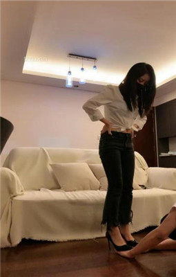 图片[2]_【宝爷】裸足深喉/高跟虐乳/舔脏鞋_HD绳艺资源