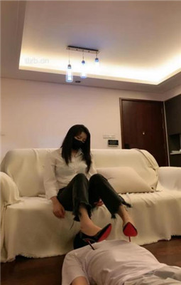 图片[12]_【宝爷】裸足深喉/高跟虐乳/舔脏鞋_HD绳艺资源