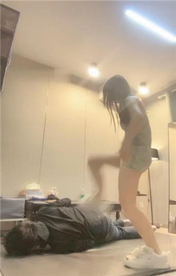 图片[16]_【伊楠】高难度挑战调-惩戒打手心/高跟踩踏/裸足插嘴踩脸_HD绳艺资源