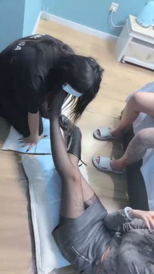 娇娇足控POV定制 第一视角舔娇娇脏鞋底闻舔肉丝臭脚 脚插嘴深喉调教 YC-221128-2