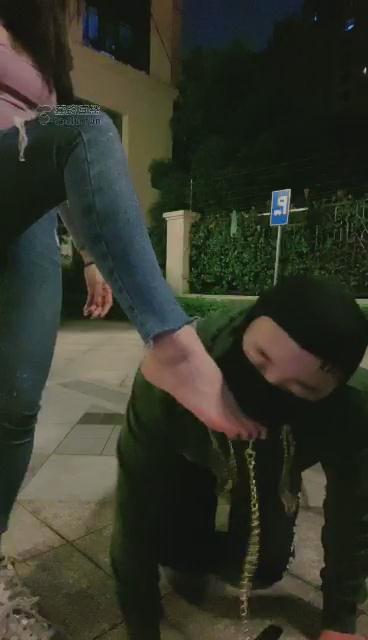 娇娇足控POV定制 第一视角舔娇娇脏鞋底闻舔肉丝臭脚 脚插嘴深喉调教 YC-221128-2