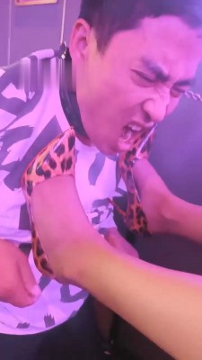 【黑丝诱惑】素人姣姣黑丝短裙诱惑裸足深喉 YC-221206-2