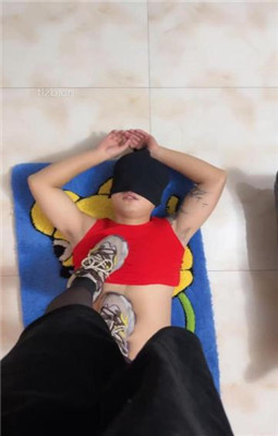 JLY_G001婧児全语言羞辱 姐姐的脏白棉袜玩弄POV 中英双字幕 YC-221212
