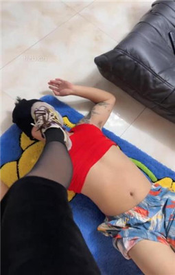 JLY_G001婧児全语言羞辱 姐姐的脏白棉袜玩弄POV 中英双字幕 YC-221212