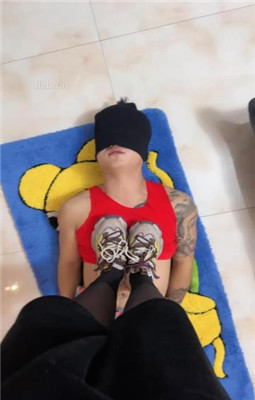 JLY_G001婧児全语言羞辱 姐姐的脏白棉袜玩弄POV 中英双字幕 YC-221212