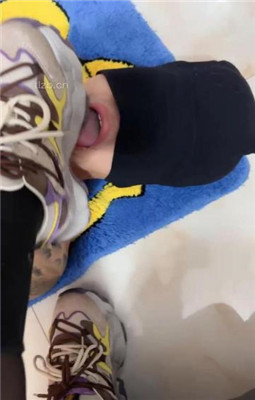 JLY_G001婧児全语言羞辱 姐姐的脏白棉袜玩弄POV 中英双字幕 YC-221212