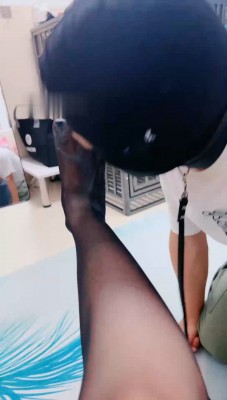 图片[12]_【木子大大】嘴叼高跟/掐乳/转胯/深喉黑丝恋足舔_HD绳艺资源