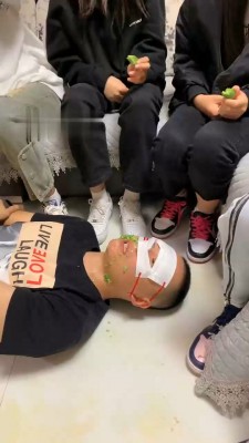 图片[4]_【精神小妹】4S学生主-运动鞋白袜/喂食呕吐_HD绳艺资源