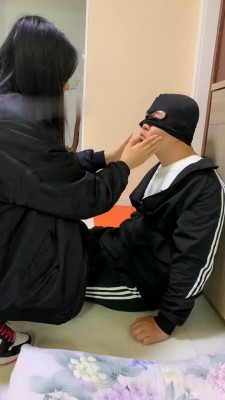 图片[11]_【精神小妹】6S学生主-重度全体重踩/踢踹_HD绳艺资源