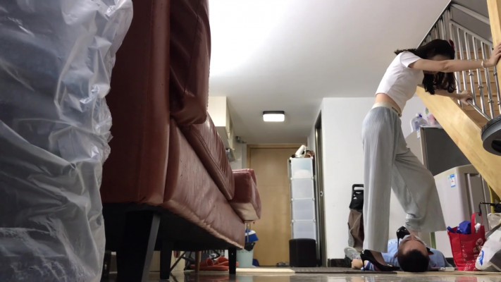 图片[9]_仰视小鱼女神高跟踩贱狗脖子_HD绳艺资源