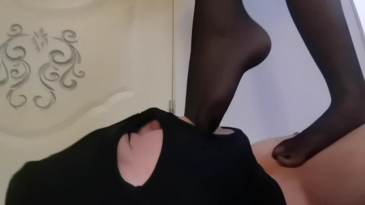 图片[14]_3人高跟黑丝踩踏贱奴_HD绳艺资源