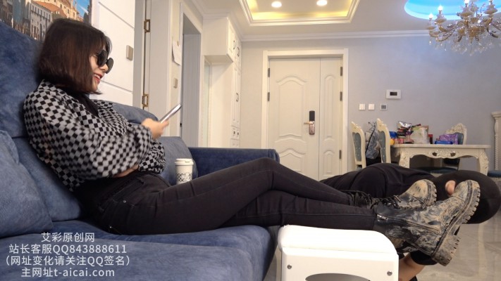 【黑丝诱惑】素人姣姣床上长筒黑丝诱惑调教 YC-221215-9