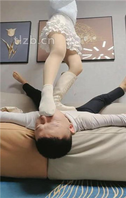 图片[7]_【丫丫啊】踩死恋足狗-只能在脚底下_HD绳艺资源