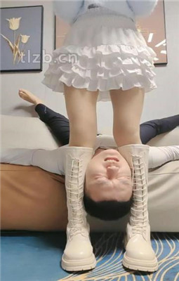 图片[8]_【丫丫啊】踩死恋足狗-只能在脚底下_HD绳艺资源