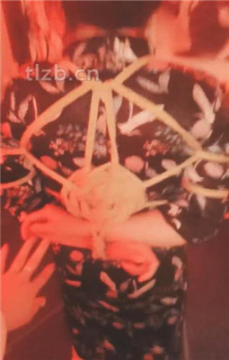 图片[2]_【柔色】绳艺技巧艺术贱奴舔脚_HD绳艺资源