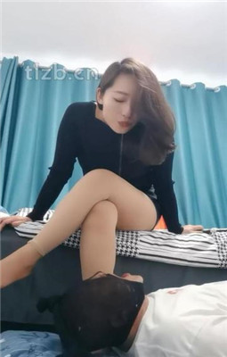 图片[3]_【冷御绳艺导师】脚深喉踩狗脸脚/喂口水【上】_HD绳艺资源