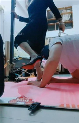 图片[3]_【紫钰大人】藤条训练/骑马爬行/踩乳吊绑_HD绳艺资源