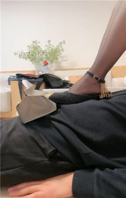 图片[15]_【青岛妲己】开发引导厕M-踩踏坐头/浓痰吐脸/胶带封嘴_HD绳艺资源