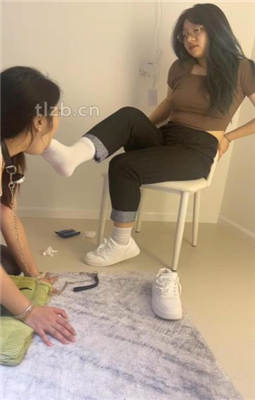 【惑心】跆拳道原味白袜虐女奴