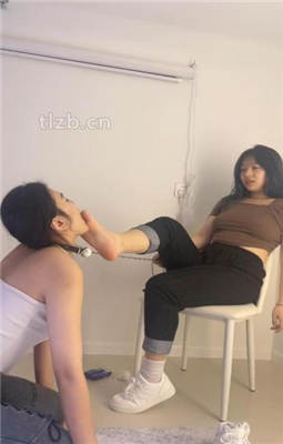 【惑心】跆拳道原味白袜虐女奴