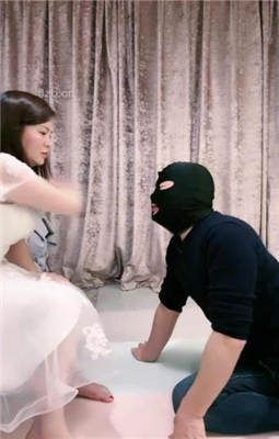 【惑心】跆拳道原味白袜虐女奴