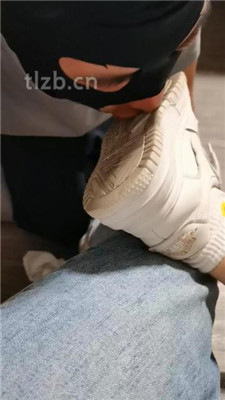 图片[5]_【优优】脏鞋虐废不听话的狗奴_HD绳艺资源