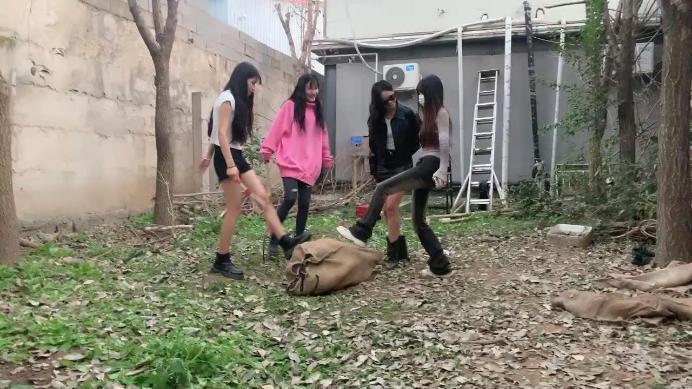 图片[15]_【沅芷大人】高能刑-清晨群调圈养奴-下【三视角版】_HD绳艺资源