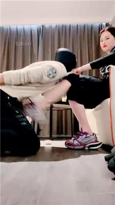 图片[6]_【九娘】提档/运动鞋踩踏/喝圣水_HD绳艺资源