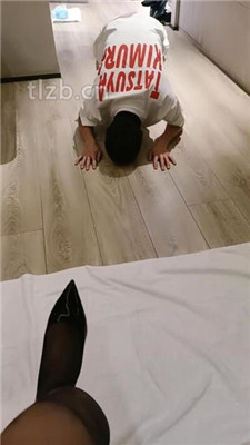 图片[4]_【米小唐】黑丝高跟踩恋足狗【下】_HD绳艺资源