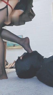 图片[5]_【灵竹】黑丝脚深喉恋足舔_HD绳艺资源