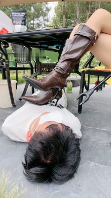 图片[4]_【沅芷大人】高跟皮靴踩虐脚垫/训练棍威胁就范_HD绳艺资源