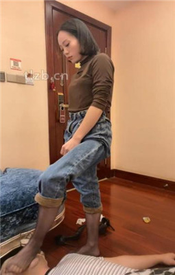 图片[7]_【苏晴】原味黑丝jio捂脸踩踏_HD绳艺资源