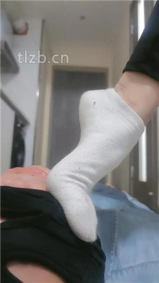 图片[17]_【美娜格格】运动女神-脏鞋底白袜虐废【完整版】_HD绳艺资源