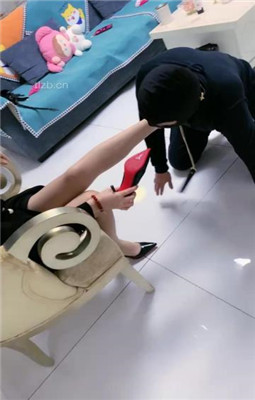 【第5风格】琴琴小主露脸首秀，沉浸式舔脚 YC-221231-6