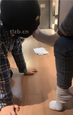 图片[7]_【绝美兔绳艺导师】喝洗脚水/跪舔脏鞋白袜_HD绳艺资源