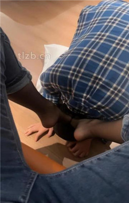 【兔粉粉】吊带黑丝的蹂躏 YC-221229-2