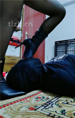 图片[16]_【西安欣】镜前骑马/舔短靴黑丝/踩踏/窒息_HD绳艺资源