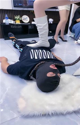 图片[7]_【麋鹿银儿】双S-狗链遛狗/长靴踩/腿绞/圣水喷脸/踩脖窒息_HD绳艺资源