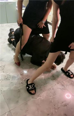 图片[13]_【安琪】姐妹花首调-骑马转胯/舔拖鞋裸足【双视角版】_HD绳艺资源