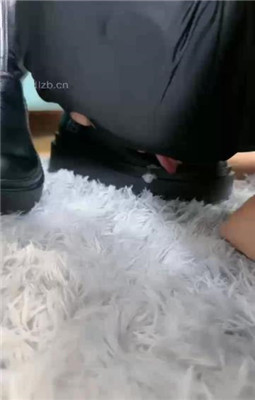 图片[7]_【肉肉】吐口水裸足舔/转胯长靴踩/闻白袜_HD绳艺资源