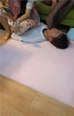 图片[7]_【温妤】双S-黑丝美腿踩奶狗_HD绳艺资源