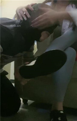 图片[3]_【漫漫】网咖桌底视角伺候_HD绳艺资源